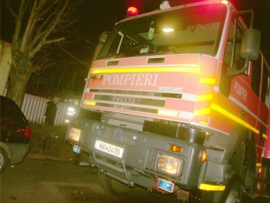 Incendiu cumplit: un om al străzii şi-a pierdut viaţa, un altul a ajuns la spital cu multiple arsuri